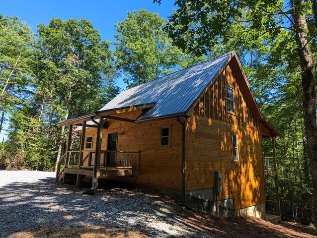 5860 Old Bucktown Road, Ellijay, GA 30536