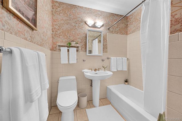 8201 E Lehigh Drive, Denver, CO 80237