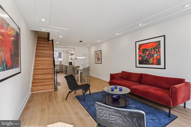 2441 S CLARION ST, Philadelphia, PA 19148