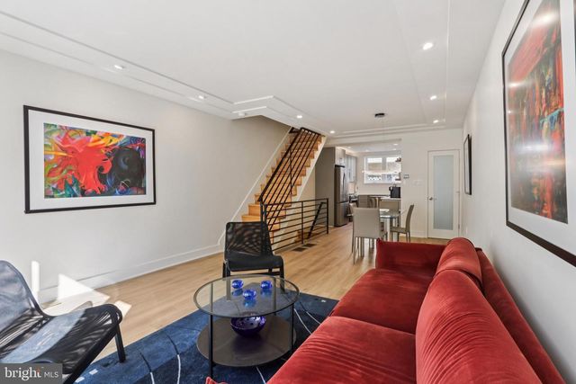 2441 S CLARION ST, Philadelphia, PA 19148