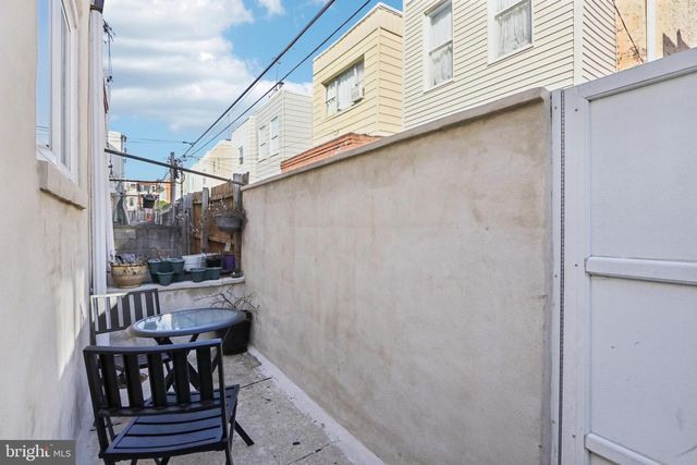 2441 S CLARION ST, Philadelphia, PA 19148