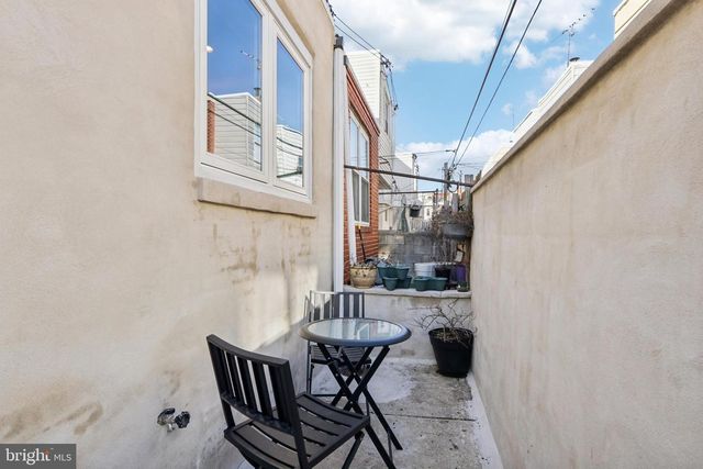 2441 S CLARION ST, Philadelphia, PA 19148