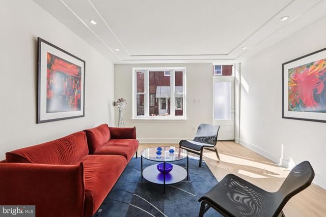 2441 S CLARION ST, Philadelphia, PA 19148