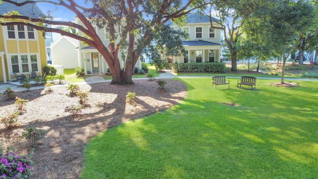 1514 Cuyler Lane, North Charleston, SC 29405