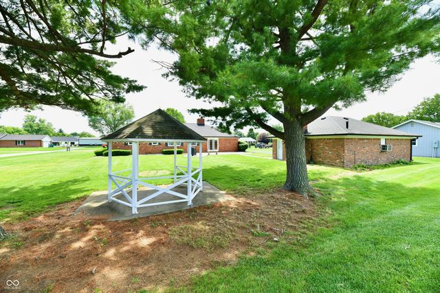 980 Broadway Drive N, Plainfield, IN 46168