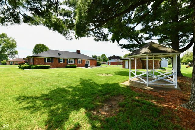 980 Broadway Drive N, Plainfield, IN 46168