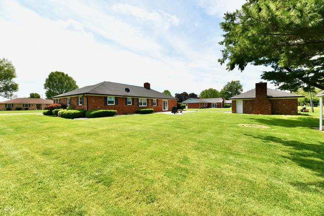 980 Broadway Drive N, Plainfield, IN 46168