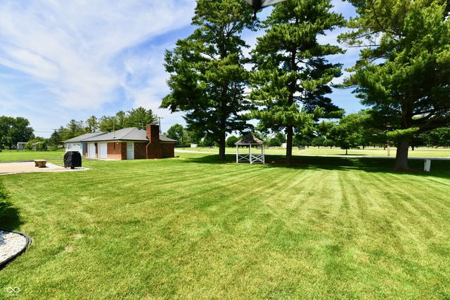 980 Broadway Drive N, Plainfield, IN 46168