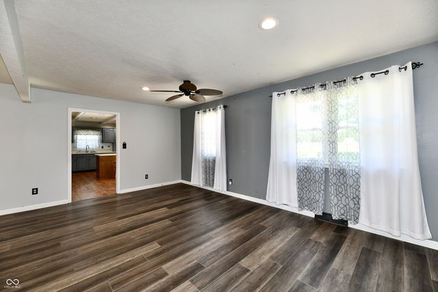 980 Broadway Drive N, Plainfield, IN 46168