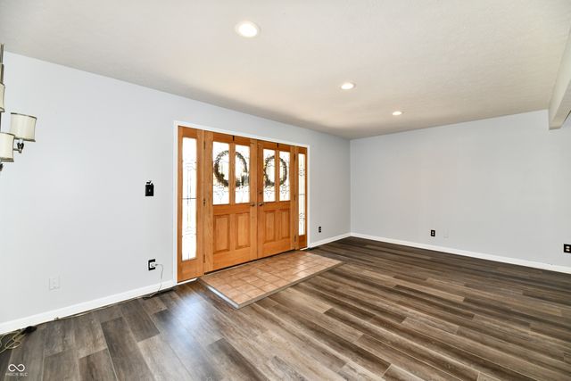 980 Broadway Drive N, Plainfield, IN 46168