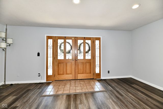980 Broadway Drive N, Plainfield, IN 46168