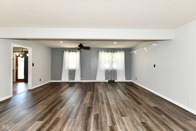 980 Broadway Drive N, Plainfield, IN 46168