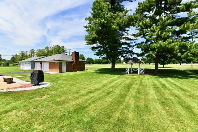 980 Broadway Drive N, Plainfield, IN 46168