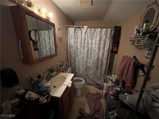 2455 W 7th Street, Cleveland, OH 44113