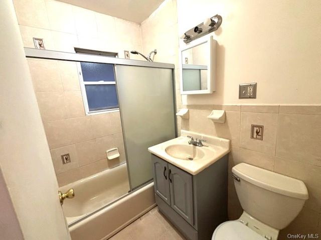 238-23 148th Drive 1st Floor, Rosedale, NY 11422