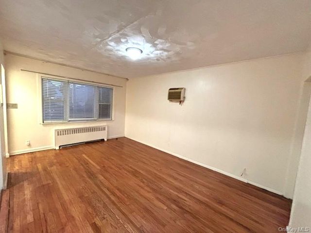 238-23 148th Drive 1st Floor, Rosedale, NY 11422