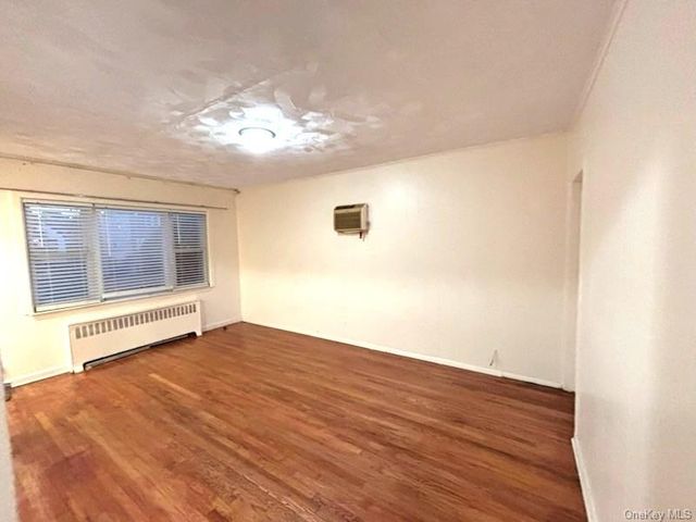 238-23 148th Drive 1st Floor, Rosedale, NY 11422