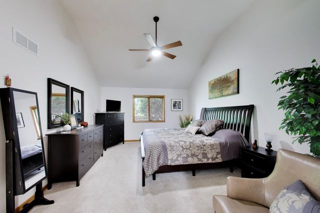 506 Doral Drive, Schererville, IN 46375