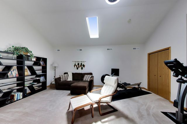 506 Doral Drive, Schererville, IN 46375