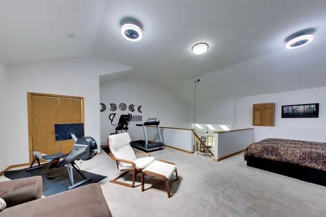 506 Doral Drive, Schererville, IN 46375