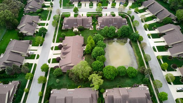 506 Doral Drive, Schererville, IN 46375