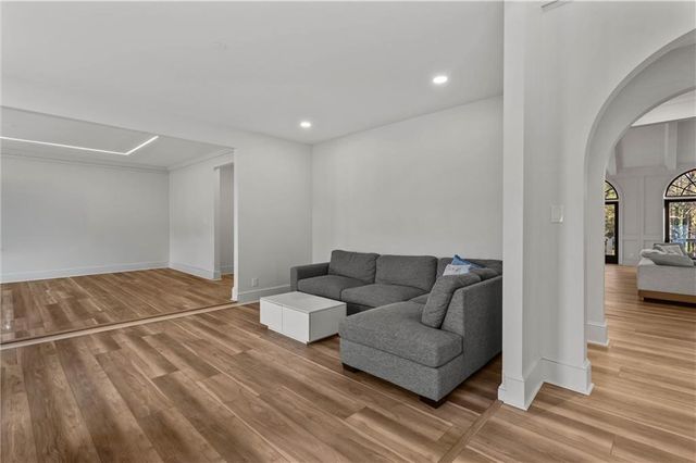 5425 Hoylake Court, Johns Creek, GA 30097