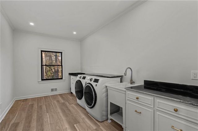 5425 Hoylake Court, Johns Creek, GA 30097