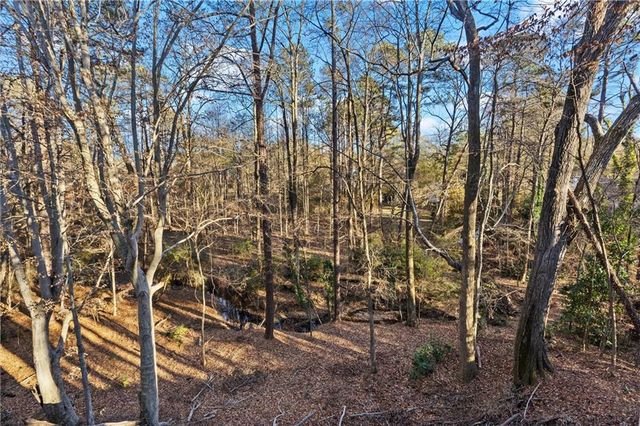 5425 Hoylake Court, Johns Creek, GA 30097