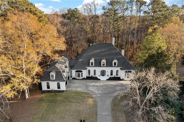 5425 Hoylake Court, Johns Creek, GA 30097