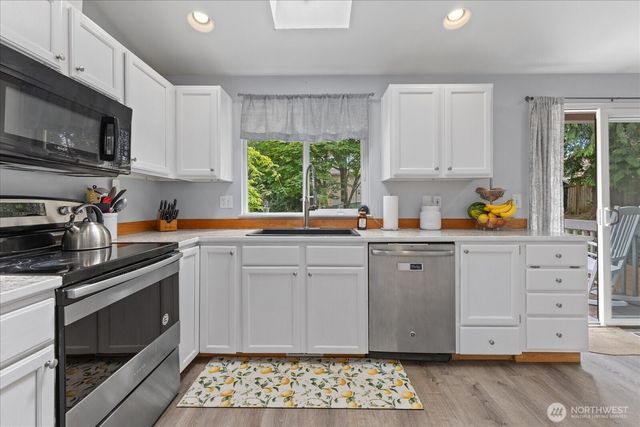 421 Rainbow Place, Snohomish, WA 98290