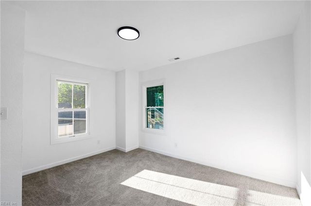 1502 Colon AVE, Norfolk, VA 23523