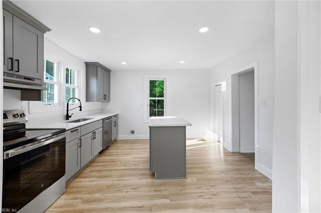 1502 Colon AVE, Norfolk, VA 23523