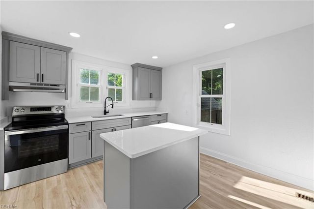 1502 Colon AVE, Norfolk, VA 23523