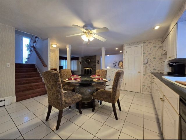 17 Rhode Island Avenue, Johnston, RI 02919