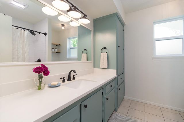 2043 Fir Springs Drive, Kingwood, TX 77339