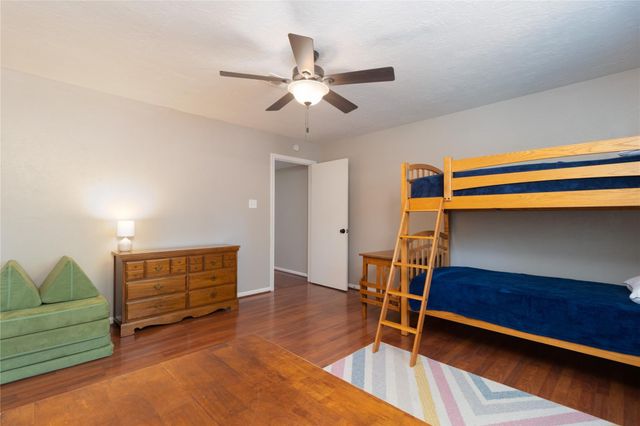2043 Fir Springs Drive, Kingwood, TX 77339