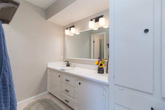 2043 Fir Springs Drive, Kingwood, TX 77339