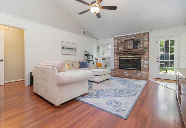 2043 Fir Springs Drive, Kingwood, TX 77339