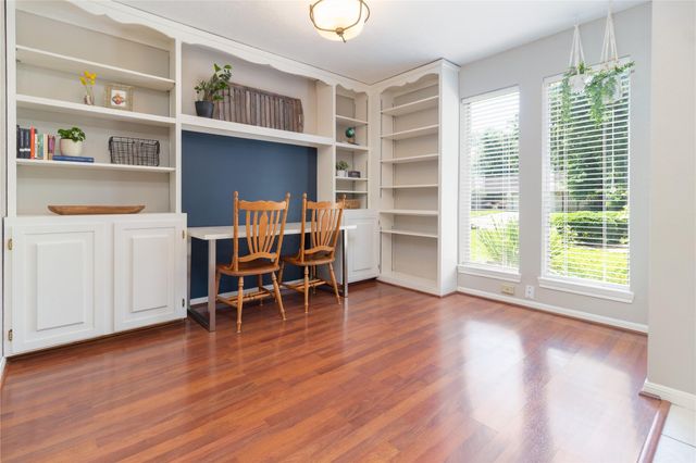 2043 Fir Springs Drive, Kingwood, TX 77339