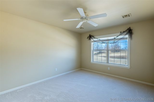 2325 W Lowry Road, Claremore, OK 74017