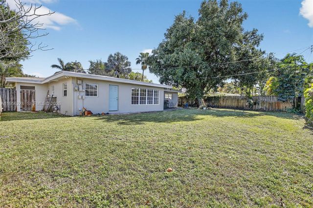 4441 NE 17th Ave, Oakland Park, FL 33334