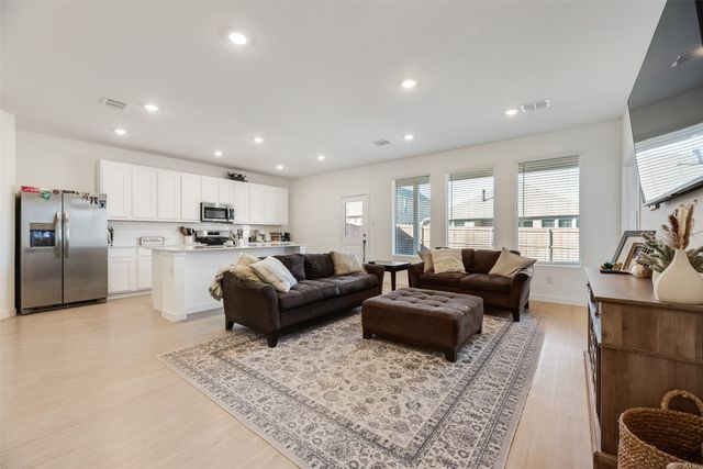 343 Sedalia Trail, Justin, TX 76247