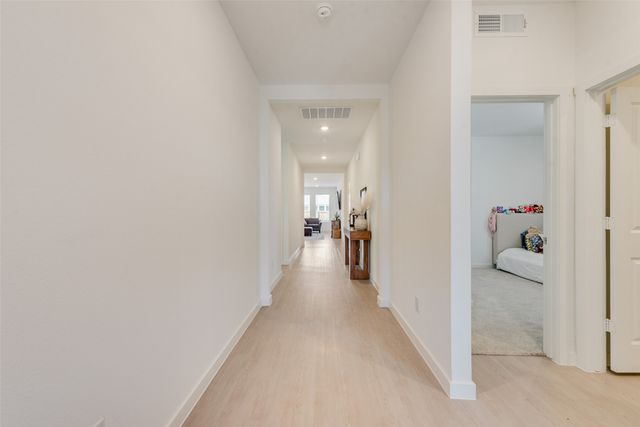 343 Sedalia Trail, Justin, TX 76247