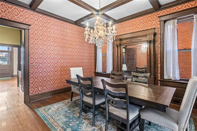 3877 Utah Place, St Louis, MO 63116