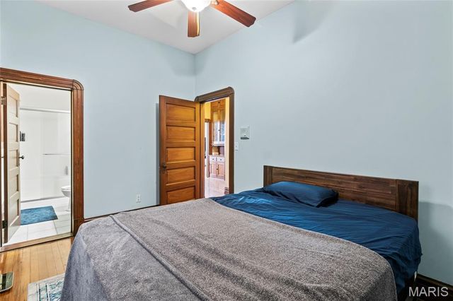 3877 Utah Place, St Louis, MO 63116