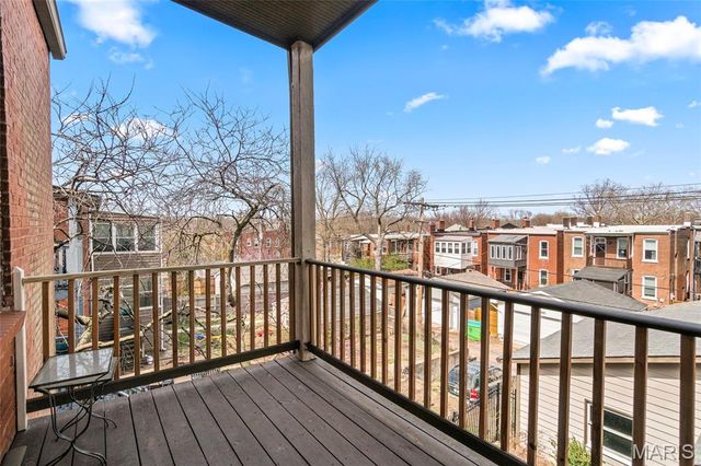 3877 Utah Place, St Louis, MO 63116