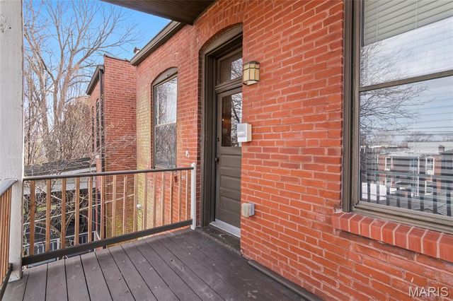 3877 Utah Place, St Louis, MO 63116