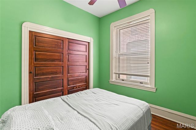 3877 Utah Place, St Louis, MO 63116