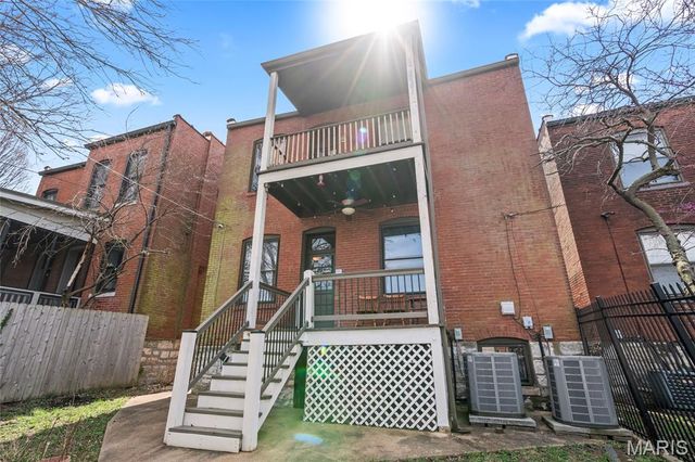 3877 Utah Place, St Louis, MO 63116