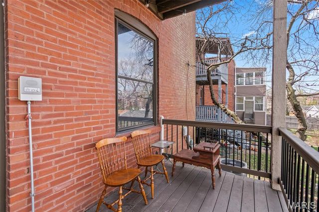 3877 Utah Place, St Louis, MO 63116